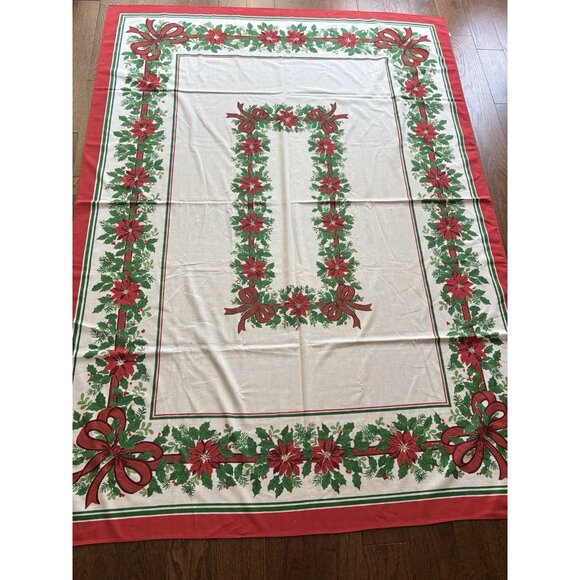Vintage Christmas Tablecloth Christmas Poinsettia Approximate Size 82x59 Large - Picture 1 of 15